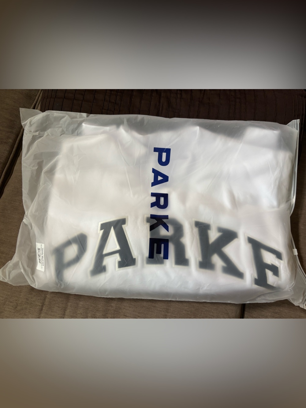 Parke white Mockneck sweatshirt NWT - Picture 2 of 2